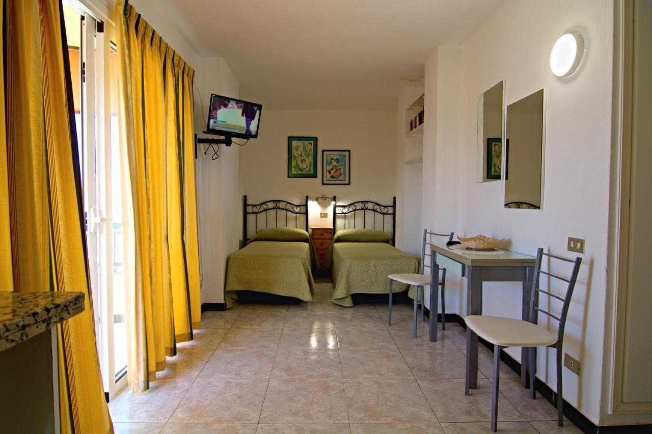 Torres Del Sol - Los Cristianos ลอส กริสเตียนอส ภายนอก รูปภาพ